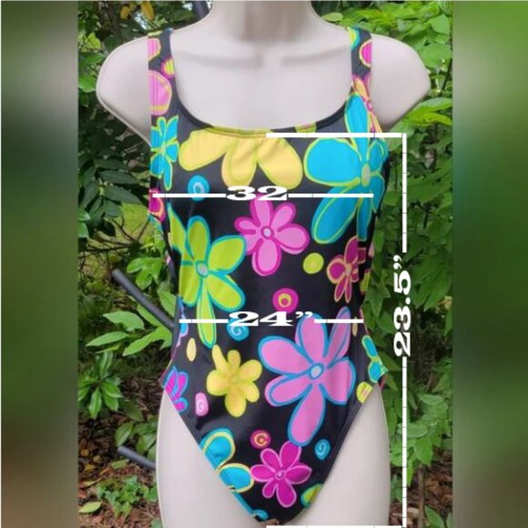 FLOWER POWER on Black Base...by Mystic Bay - Picture 3 of 5